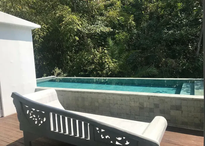 A Bali By Uhm Hotel 3*